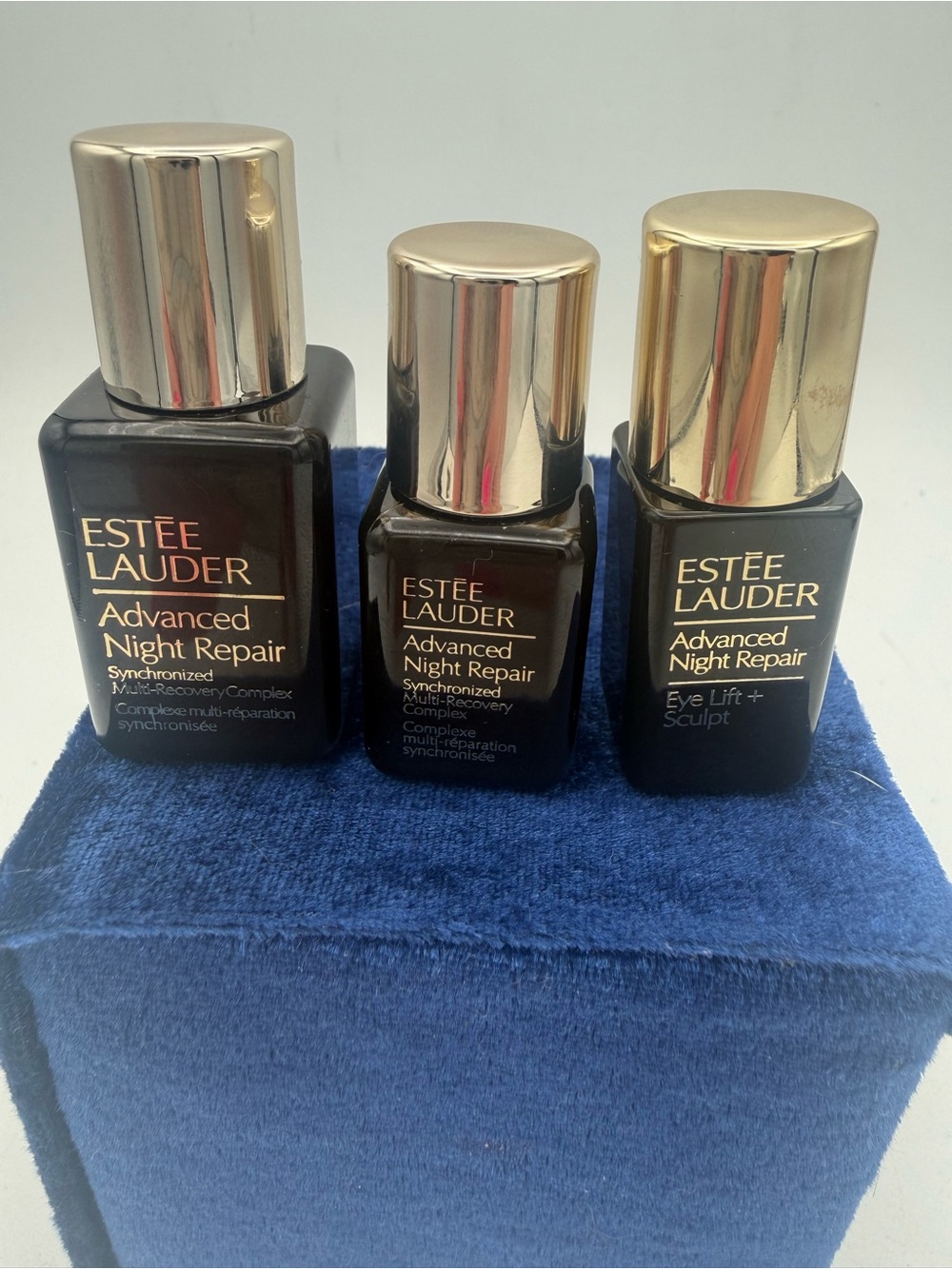 Estée Lauder Advanced Night Repair serum bottles & eye lift travel size